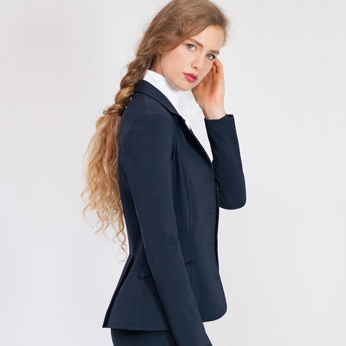 Yakie Hunter Showjacket